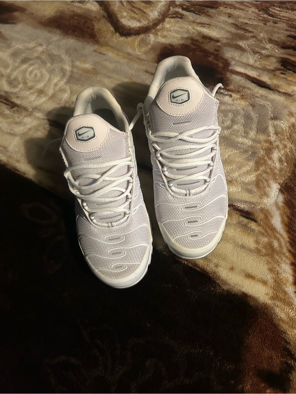 Nike White Mesh Athletic Sneakers TN size 10.5